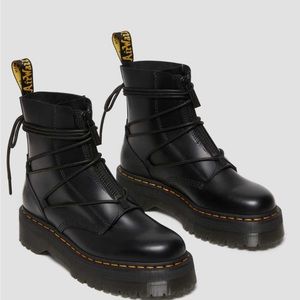 Dr. Marten Jarrick II Laced Lather Platform Boots